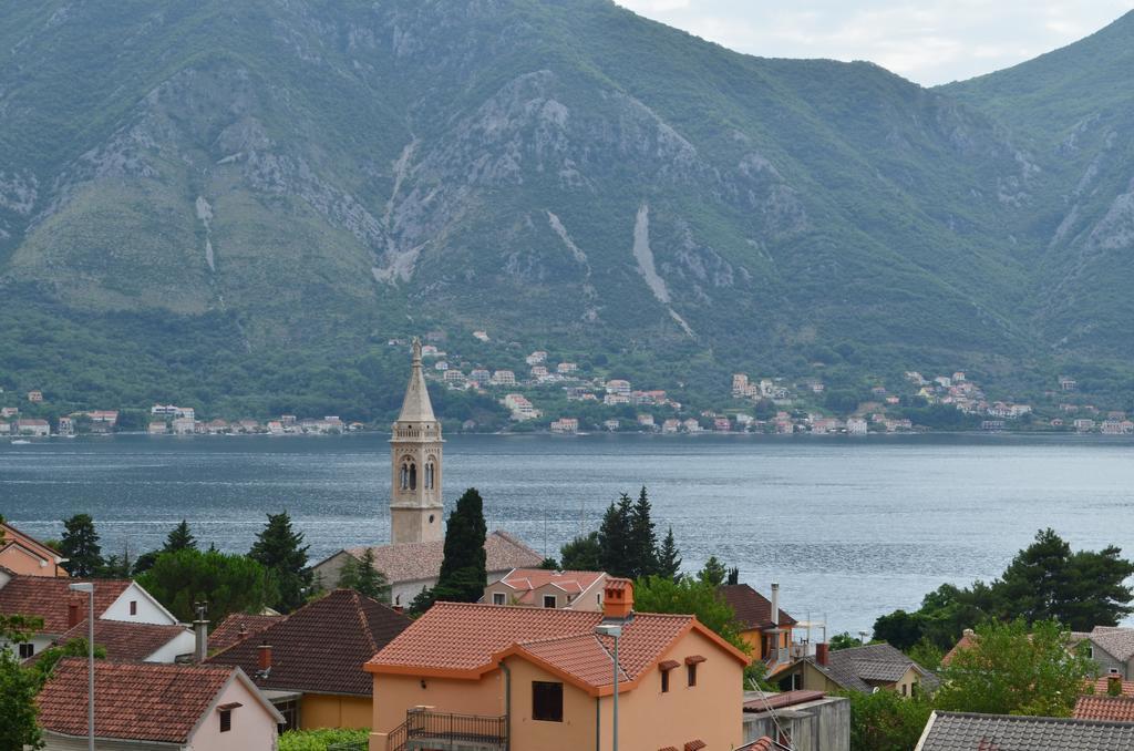 Apartments Dobrisa Kotor Quarto foto